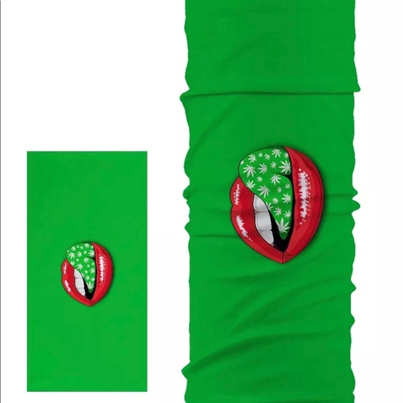 🆕Multi-Purpose Scarf🆕 - Picture 1 of 11